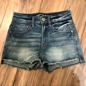 Express Ultimate Stretch Shortie High-rise Sz 00